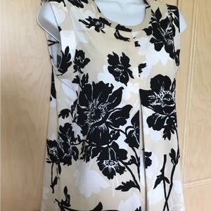 J.Crew factory Printed pleated front crêpe top size 2